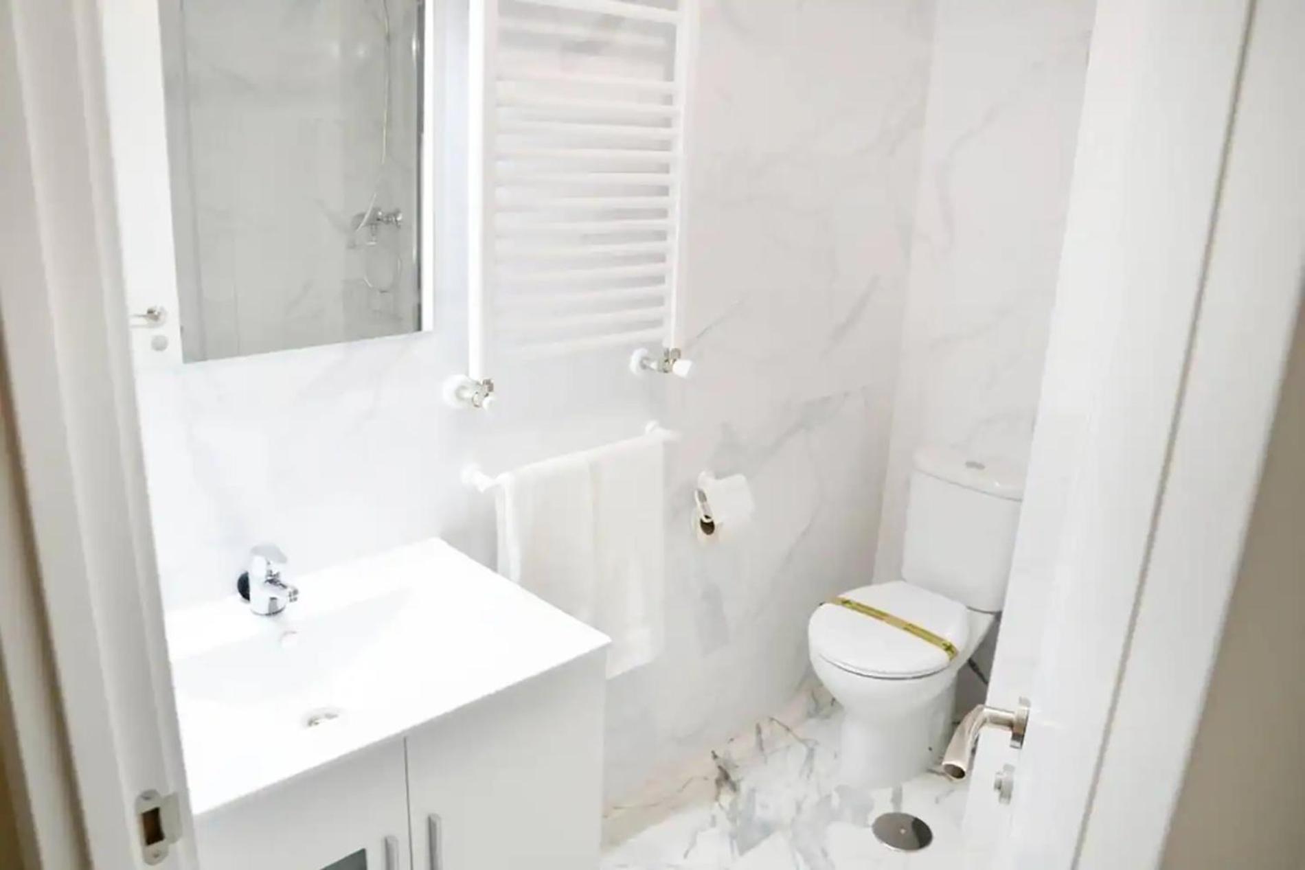 Nuevo Apartamento De 3 Dormitorios En Calle Alta Santander Ngoại thất bức ảnh